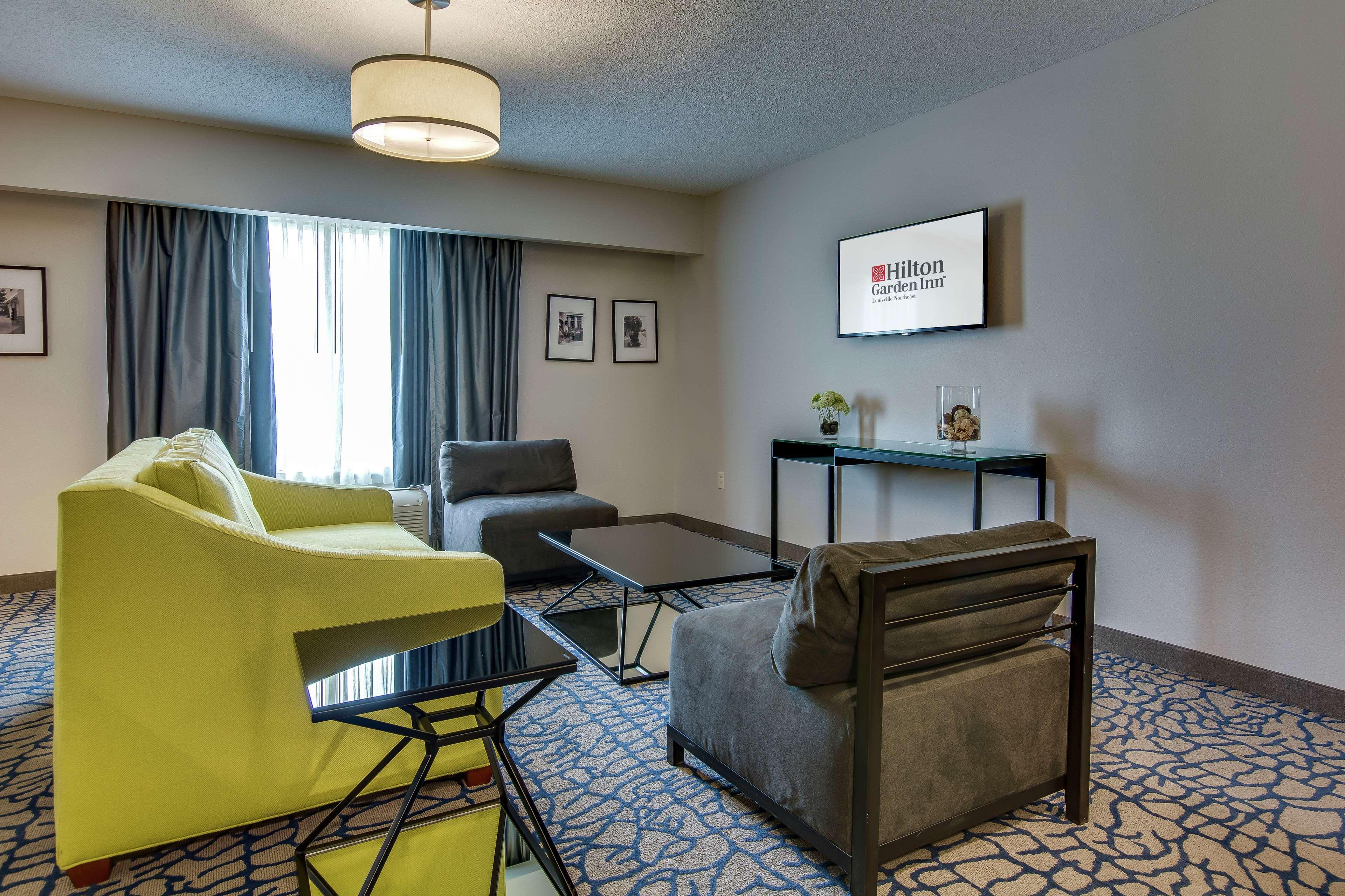 Hilton Garden Louisville-northeast Hotel